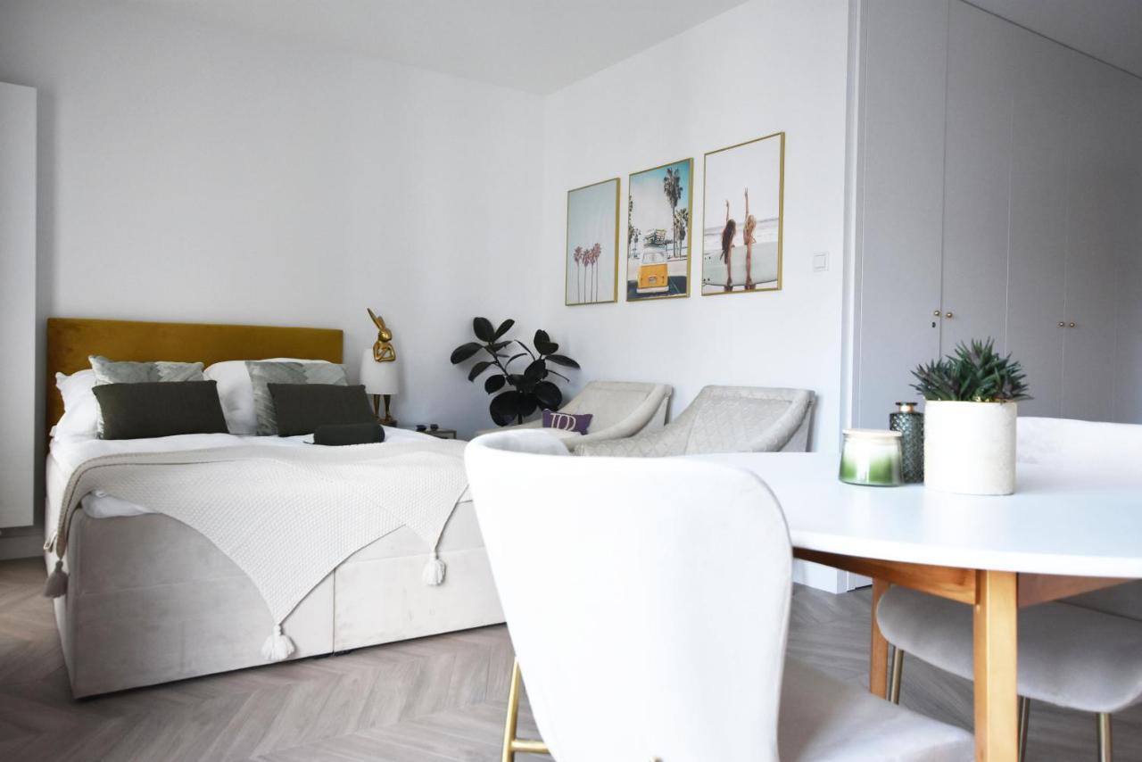 Royal Sand Apartment กดัญสก์ ภายนอก รูปภาพ